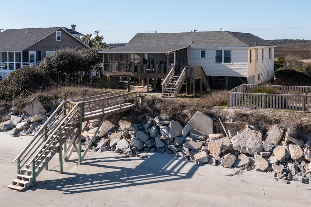 Folly Beach House | 1589 E Ashley Wayward Whims Oceanfront Classic Folly Cottage