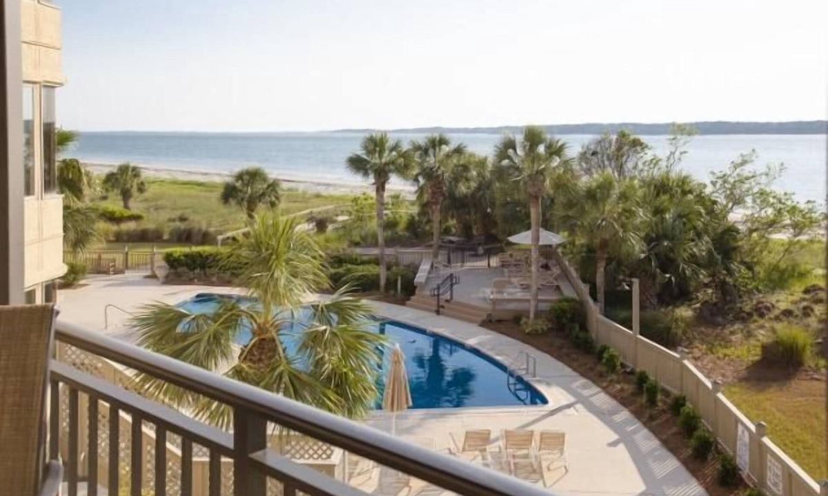 South Beach House | 1914 South Beach Club at The Sea Pines Resort