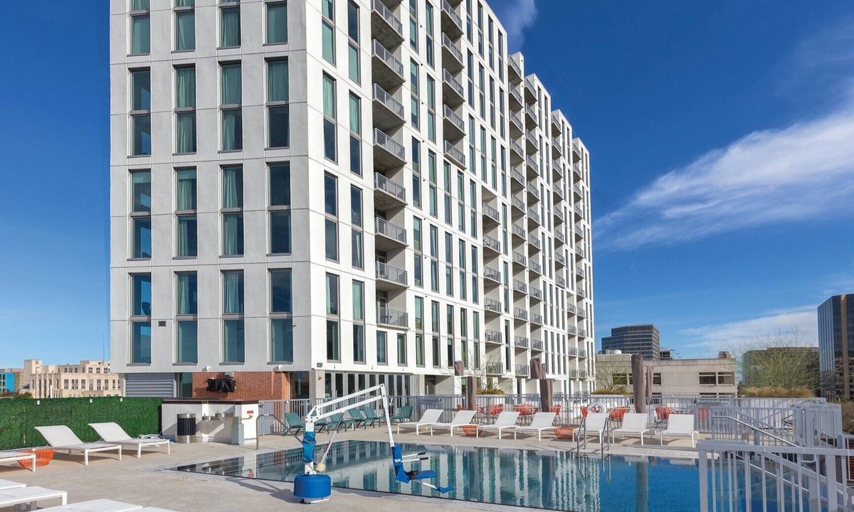 Civic District Resort | 1Bed/1Bath - Gorgeous Downtown Austin Resort!