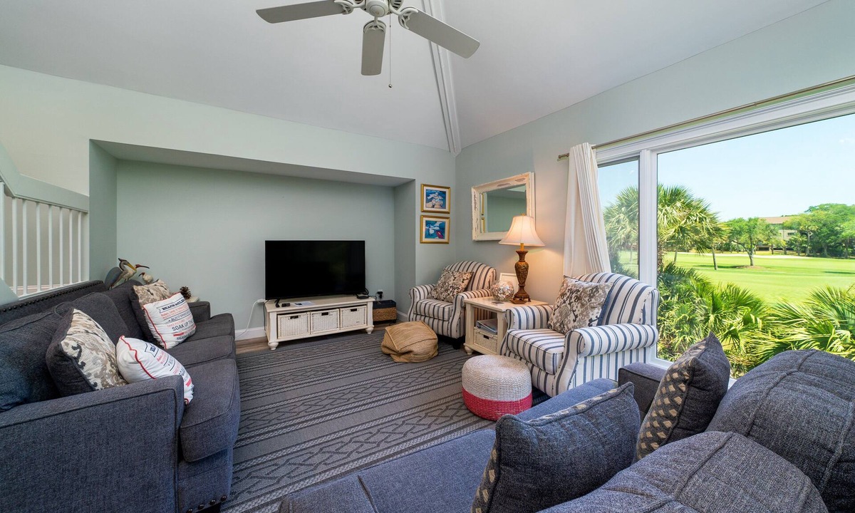 Spinnaker Beachhouses Villa | 2 Bedroom/2 Bath Villa! Pet Friendly Spinnaker! Walk to Beach, Club, Pools! Amenity access included!
