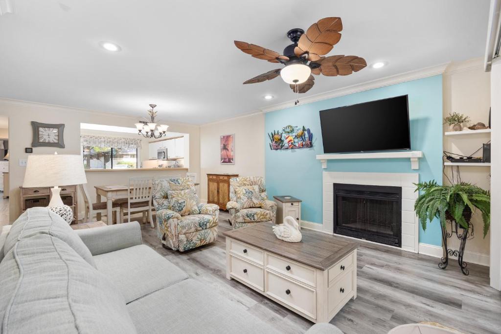 Arcadian Shores Apartment | 2 BR Villa Kingston Plantation- Perfect off season Retreat!
