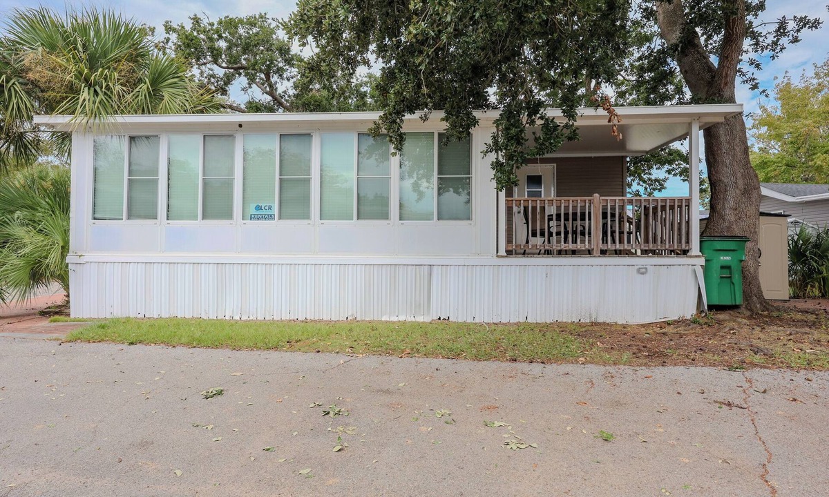 Myrtle Beach Cabin | 2909 Crater Lake Interior- Sleeps 6