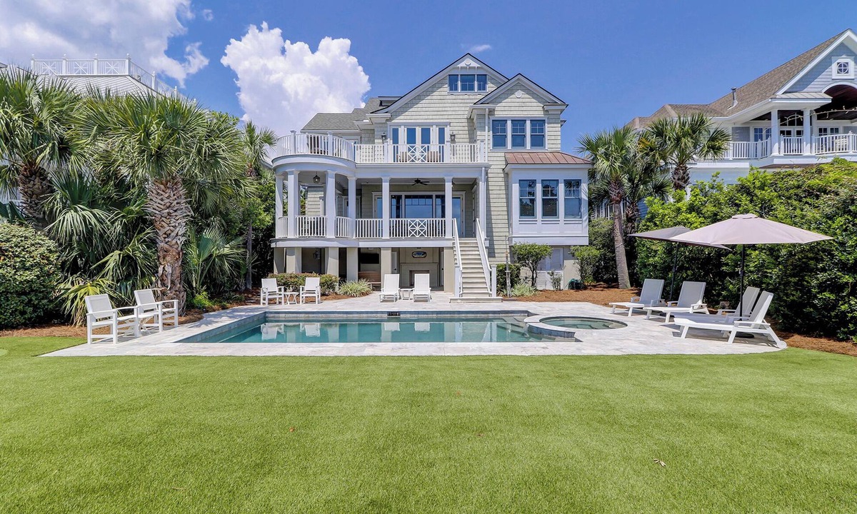 North Forest Beach House | 31B Dune Lane - Coastal Chic Oceanfront 6-Bedroom Home!