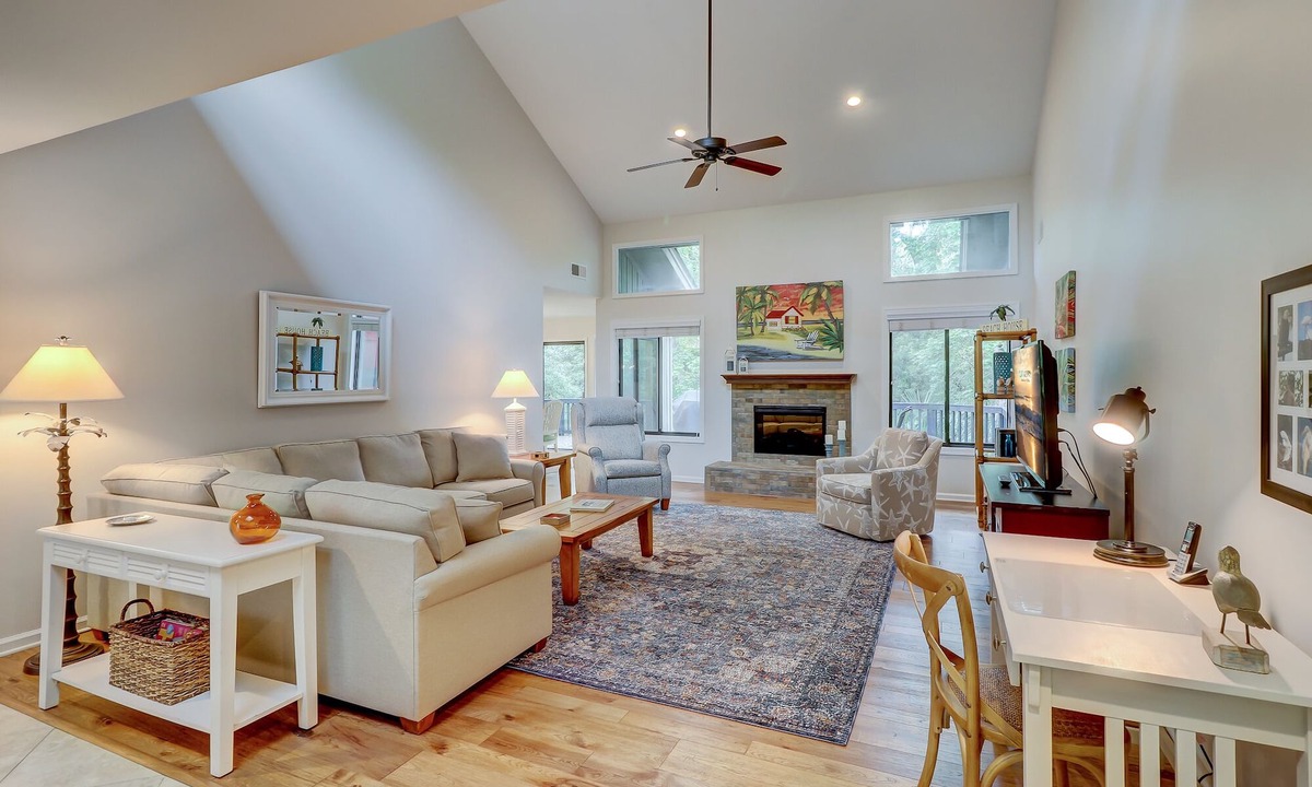 Sea Pines House | 4 Hollyberry - Dog Friendly. Great Community Amenities