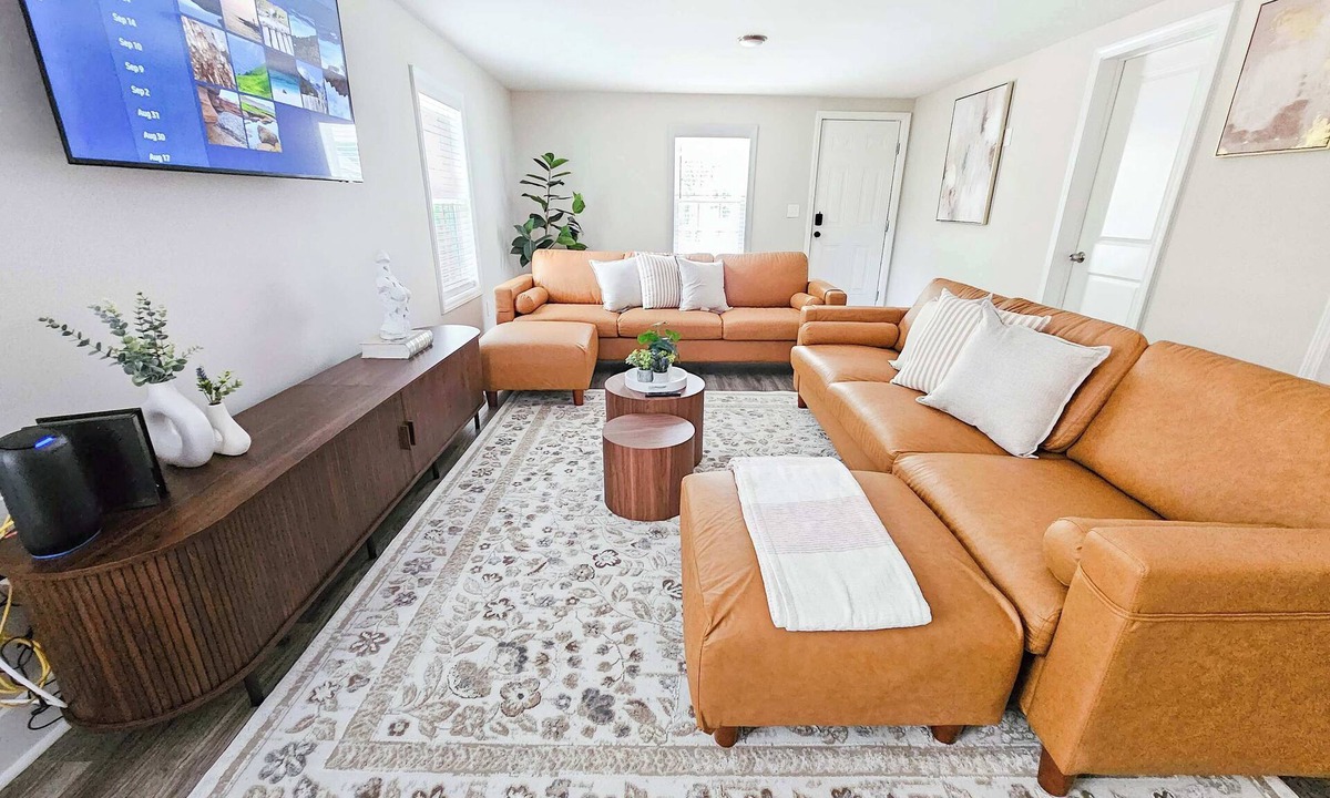 Burlington House | 4 Min to Downtown - 5 Min to Elon -Wi-Fi