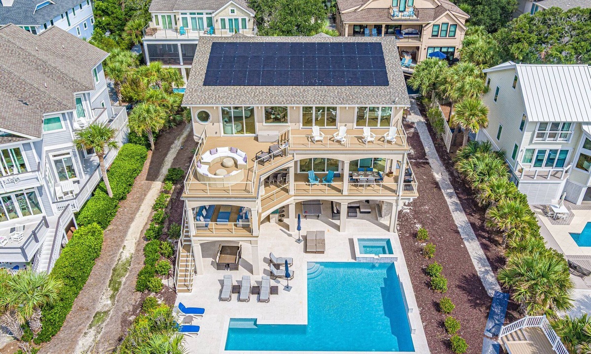 North Forest Beach House | 61 Dune Lane | Oceanfront | Private Pool & Spa | Gameroom | Walk to Coligny
