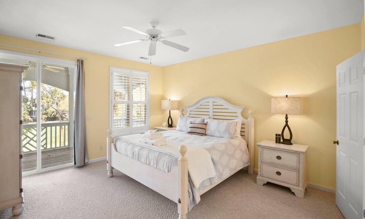 Bonito Boathouses House | 728 Bonito Road