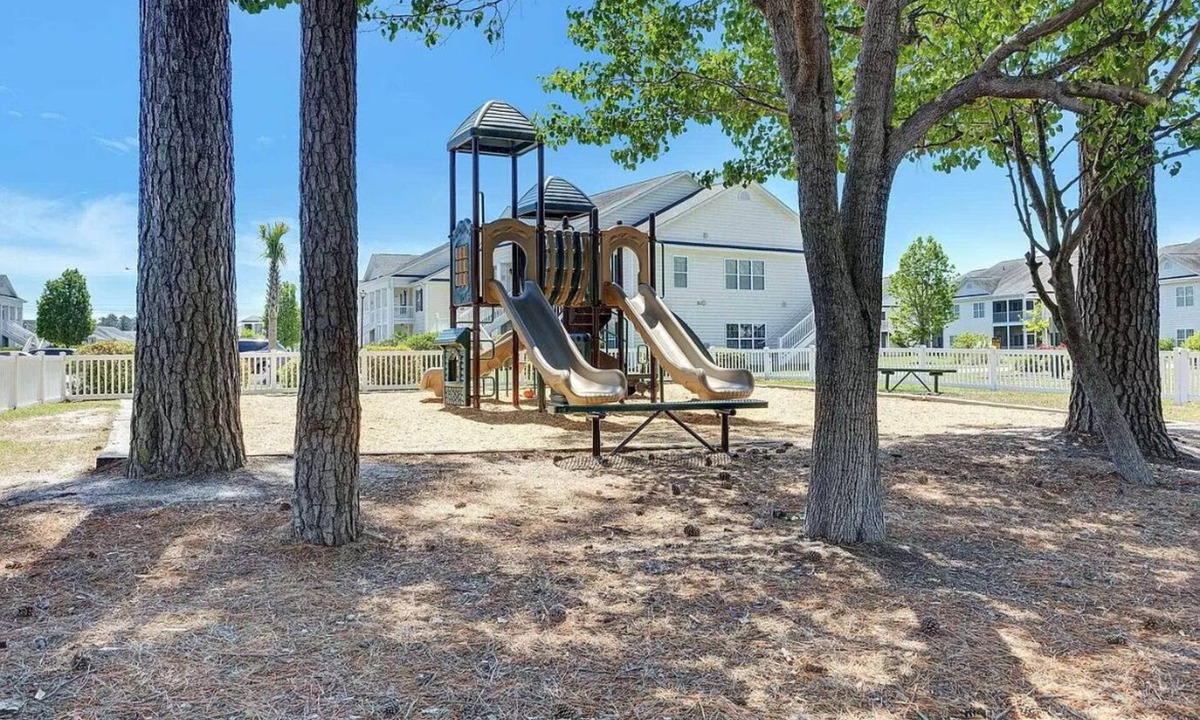 Waterford Plantation Condo | A Home Away from Home: 2-bdrm condo in Myrtle Beach w/amazing golf course view