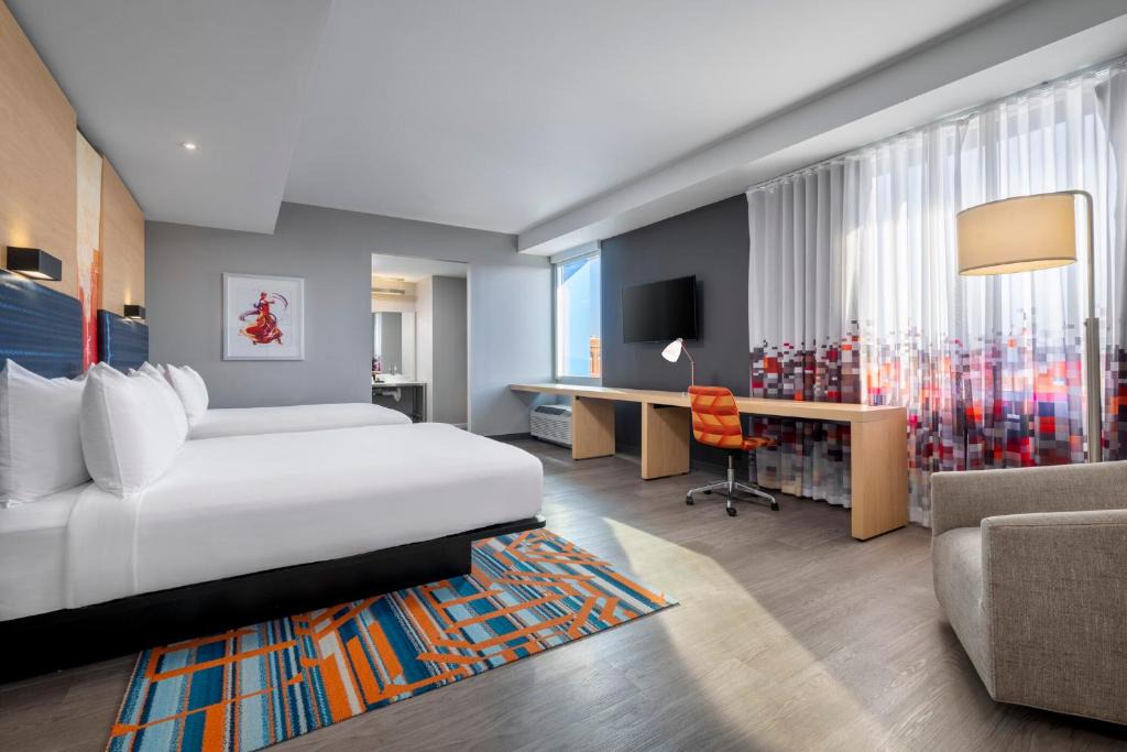 The Vista Hotel | Aloft by Marriott Columbia Downtown