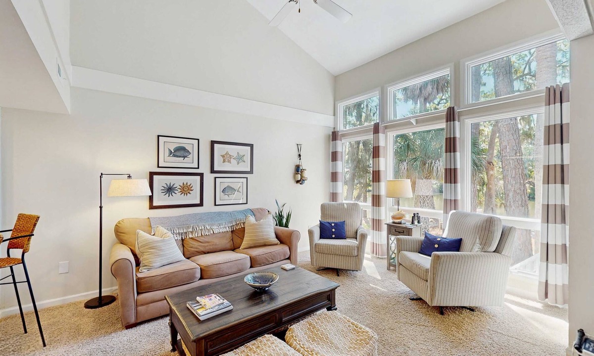 Ocean Ridge Condo | Beautiful home with natural light, lagoon views - Community Hot tub & Pool
