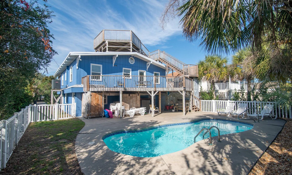 Litchfield by the Sea House | Bella Luna Private pool 7BR steps to beach