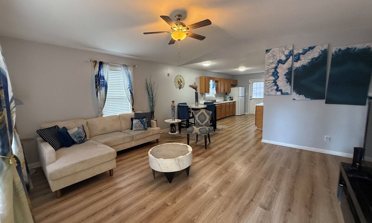 Greensboro House | Blue Jay’s Nest 3bed/2bth, quick access to Hwy 29