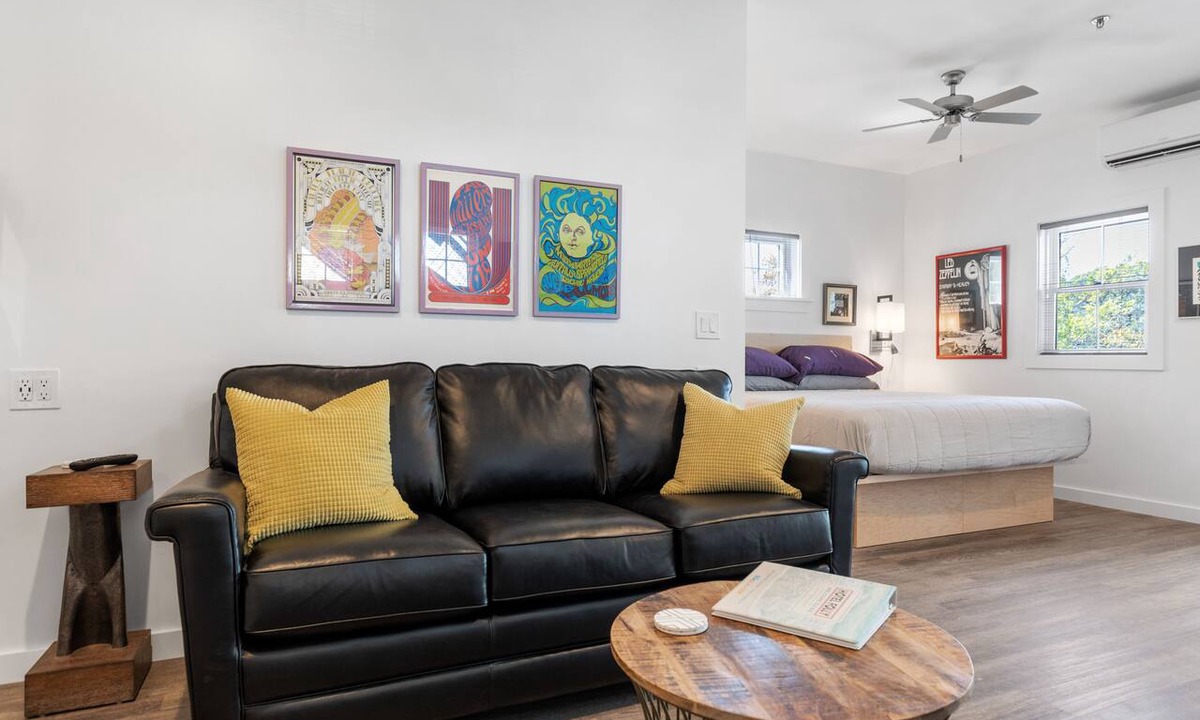 Folly Beach Hotel | Boutique Hotel Folly Room 7: Deluxe Studio with a spacious deck and marsh views