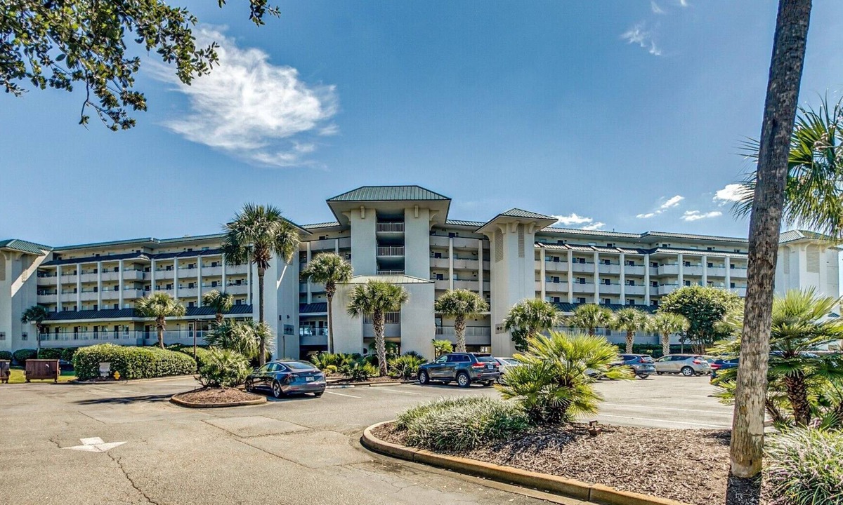 Litchfield by the Sea Condo | Bridgewater condo in Litchfield by the Sea!