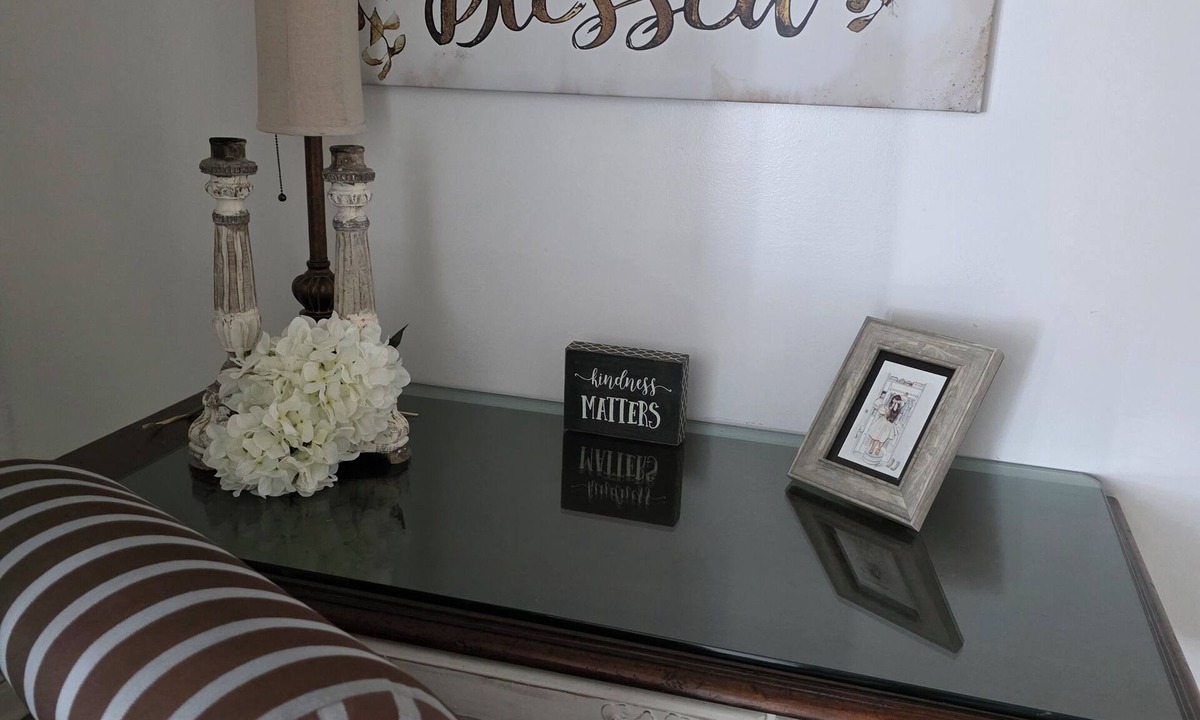 Erwin House | Carolina Girls Southern Charm Hometown Cottage!