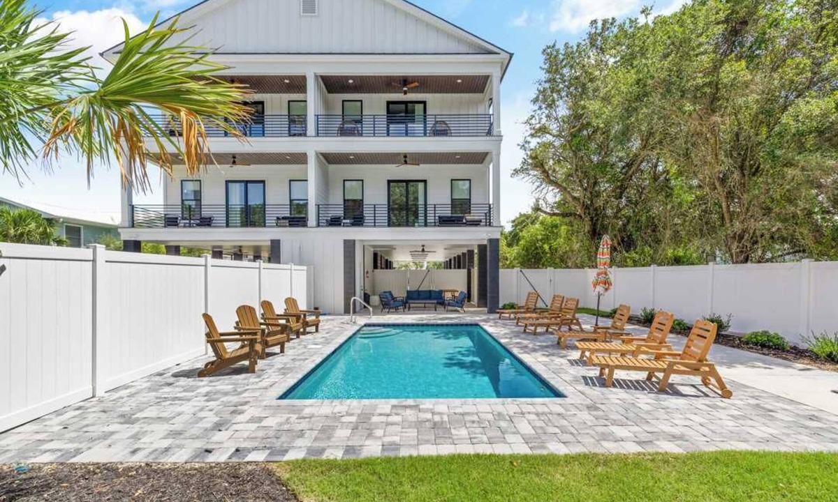 Long Bay Estates House | Casa Blanca Sol Luxe Sea View House w Pool