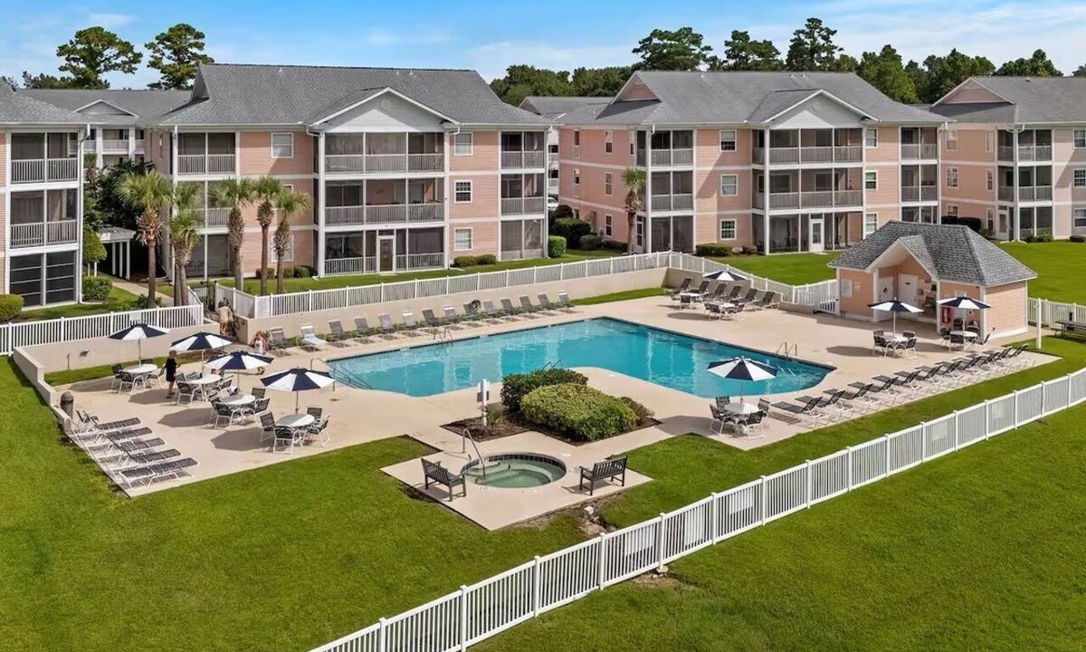 Carolina Forest Condo | Charming 2BR Condo w/Pools, Hot Tub & Waterway Views Near Myrtle Bch Attractions