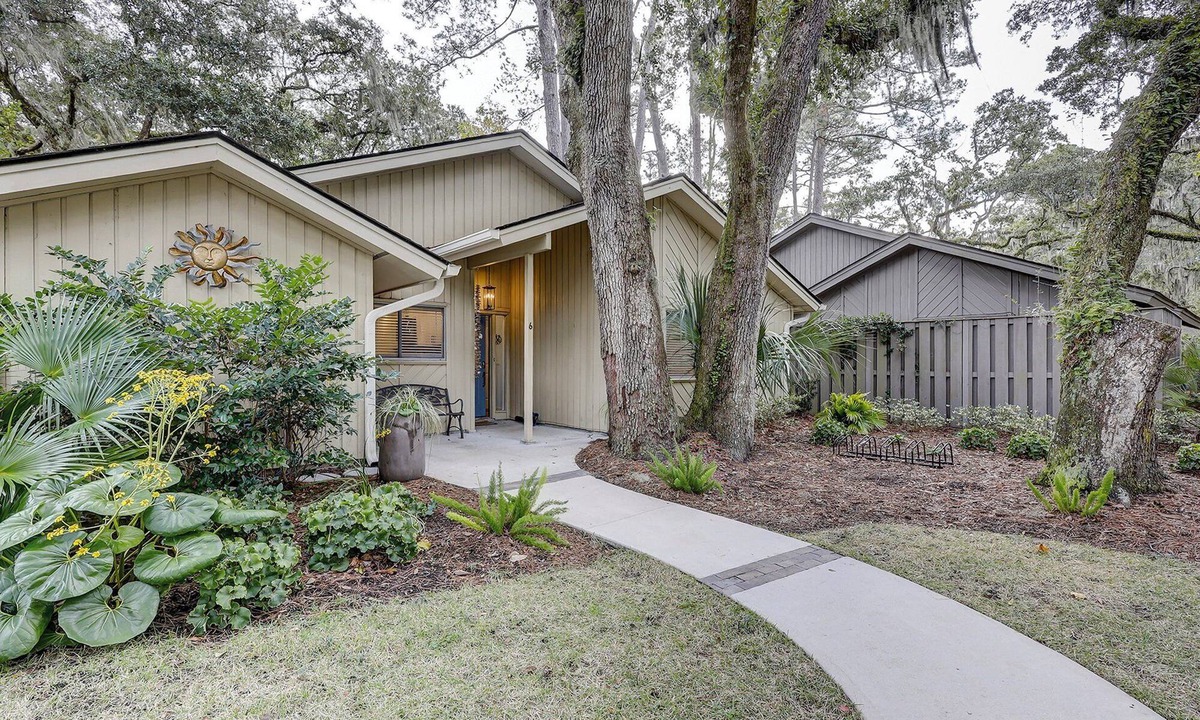Lawton Woods House | Charming Sea Pines home with 2 bedrooms and 2 baths, perfect for family getaways.