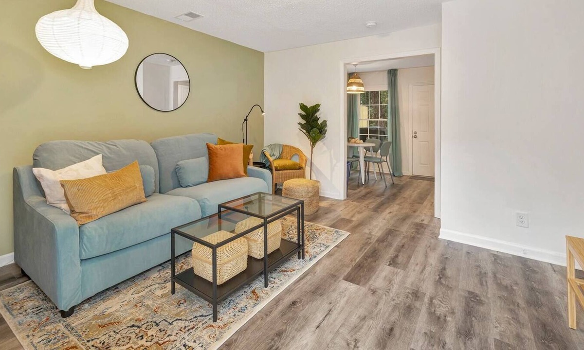 Ponderosa - Wingate Apartment | City Life Close to Charlotte Douglas International Airport and Everything!