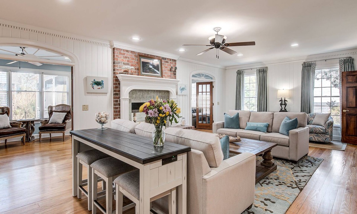 Debordieu Colony House | Come and Wind Down and Relax at Family Tides!