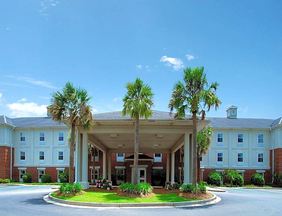 Charleston Hotel | Comfort Inn & Suites Patriots Point