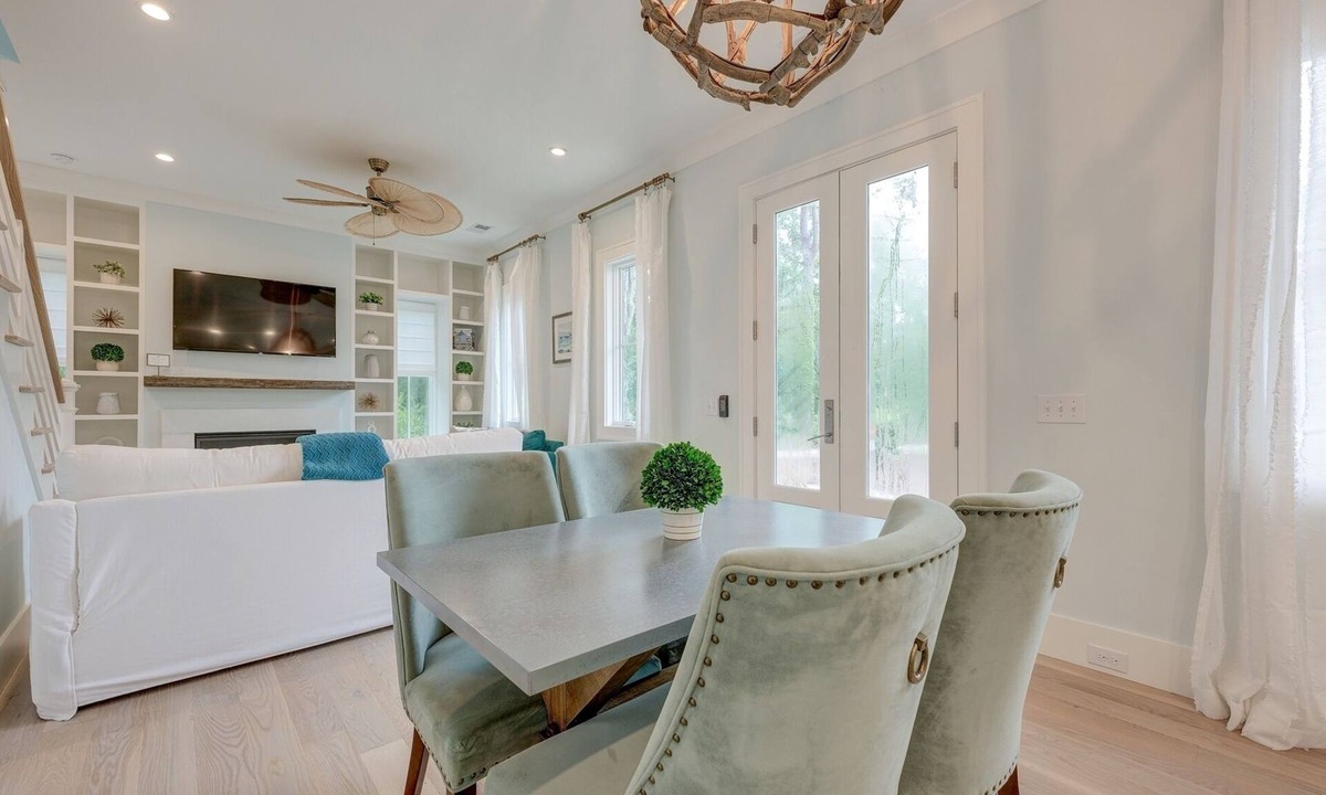 Palmetto Bluff Cottage | Corley Cottage 327 - GOLF CART AND BIKES INCLUDED!