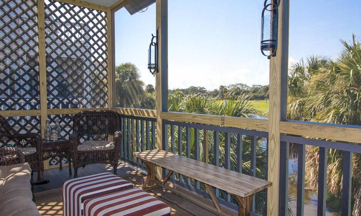 Saint Helena Island House | Cozy Family Home w/ Ocean & Golf Course Views - Steps to Pool, Beach, & Dining