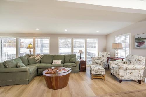 Southmont House | Cozy Lake House on Abbots Creek, Lexington NC