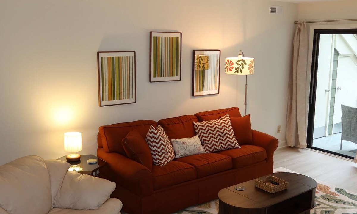 Green Valley Condo | Delightful 2-bedroom condo with AC in Greensboro