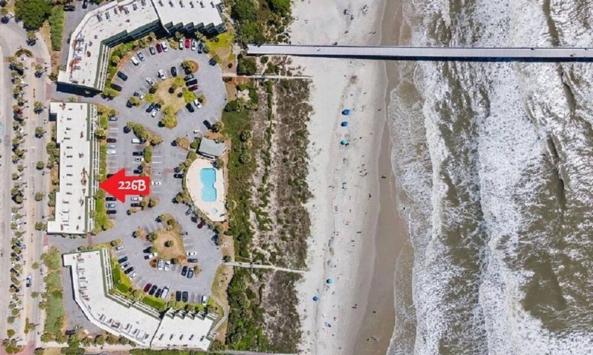 Isle of Palms Condo | Discover Charleston @seacabin226b - Isle of Palms, Oceanfront Condo