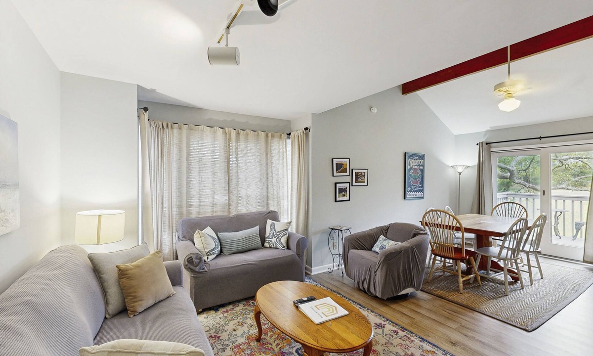 Seabrook Island Villa | Dog-friendly, riverfront condo w/shared pool plus access to tennis & gym