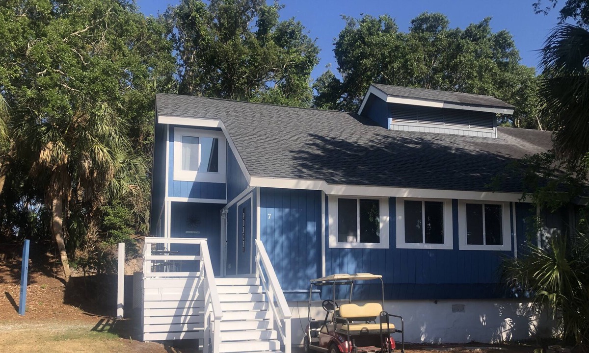 Saint Helena Island Cottage | Dune Dayz on Fripp Island! Getaway, Relax, Great Location & Golfcart Included