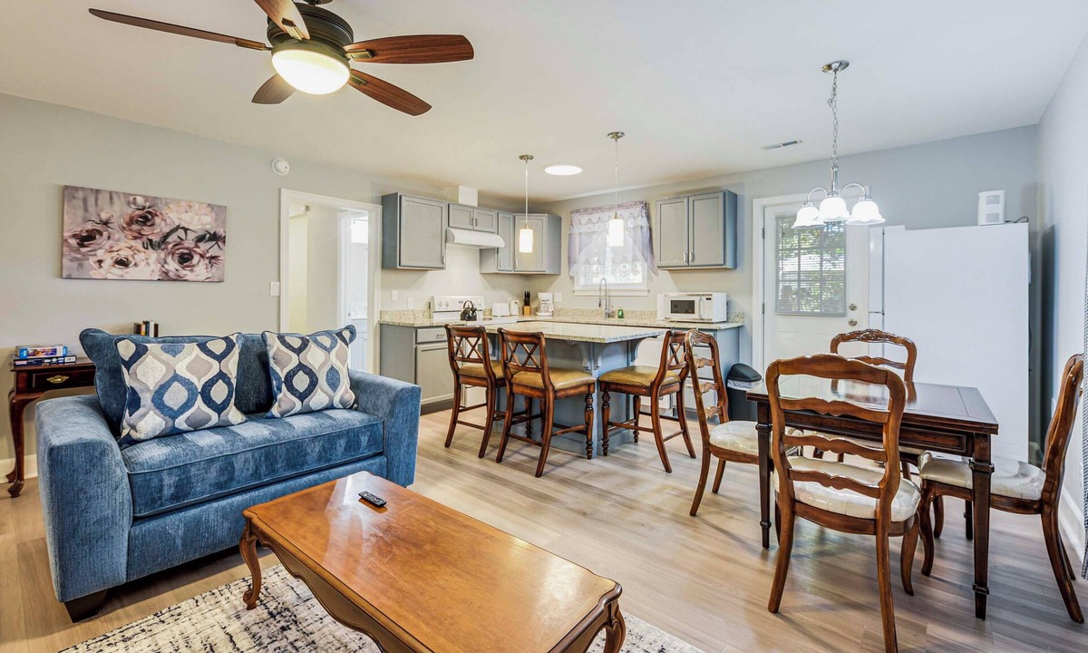 West Ashley House | Extended Stay in Charleston! 5 Mi to Historic Dtwn
