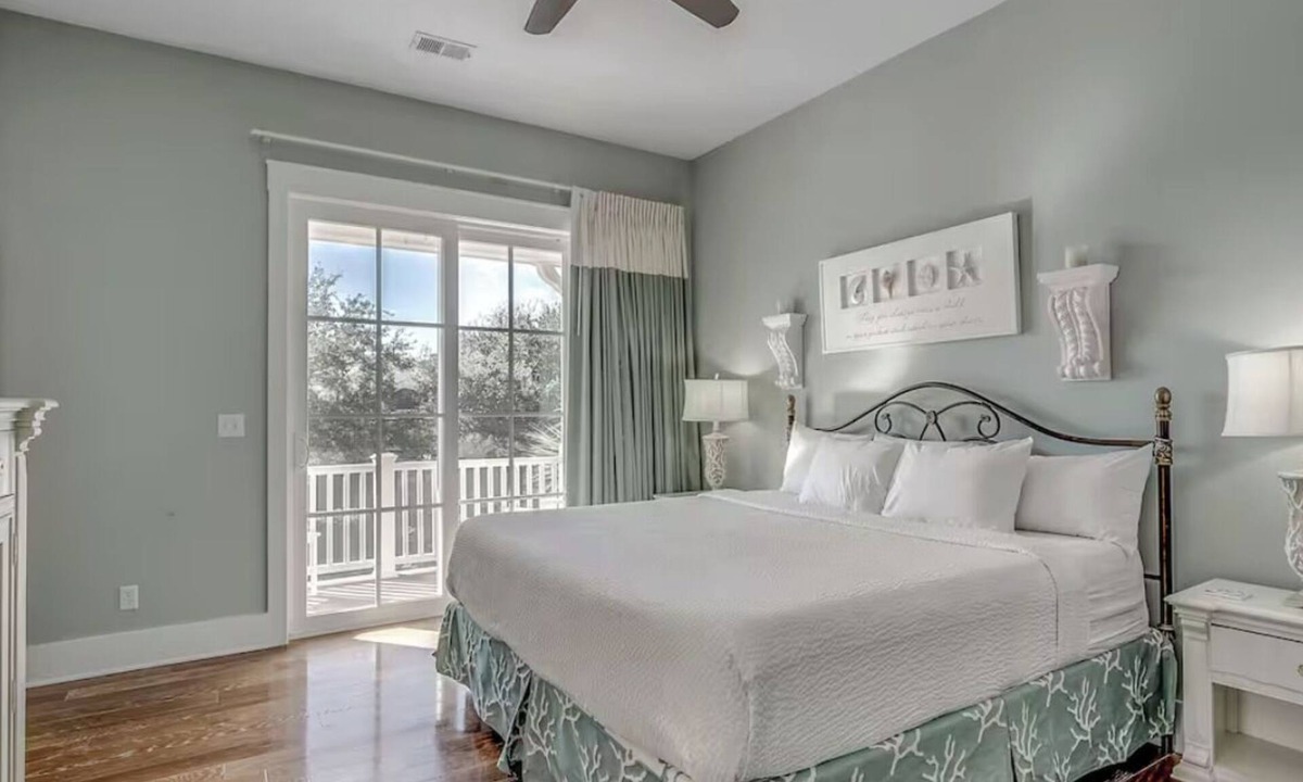 Windy Hill Villa | Family-Friendly Villa | North Myrtle Beach Resort | Romantic Stay