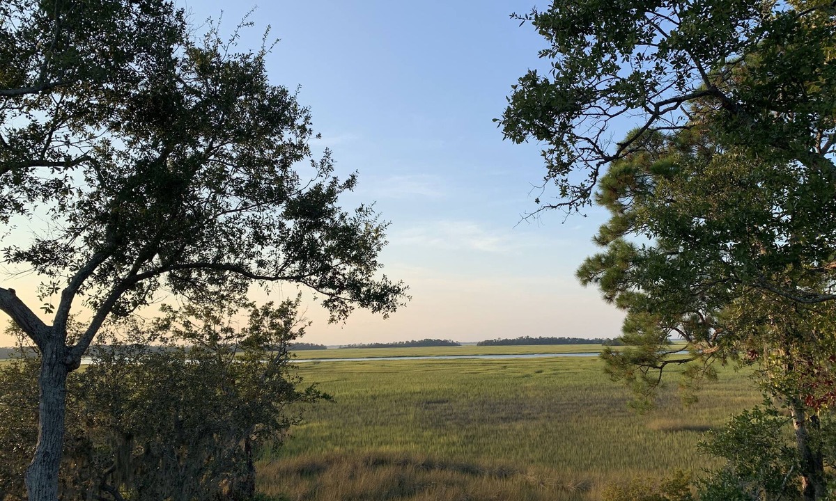 Saint Helena Island House | Feeling FrippSea - Marsh Views - 4 Bedroom - 2 Golf Carts