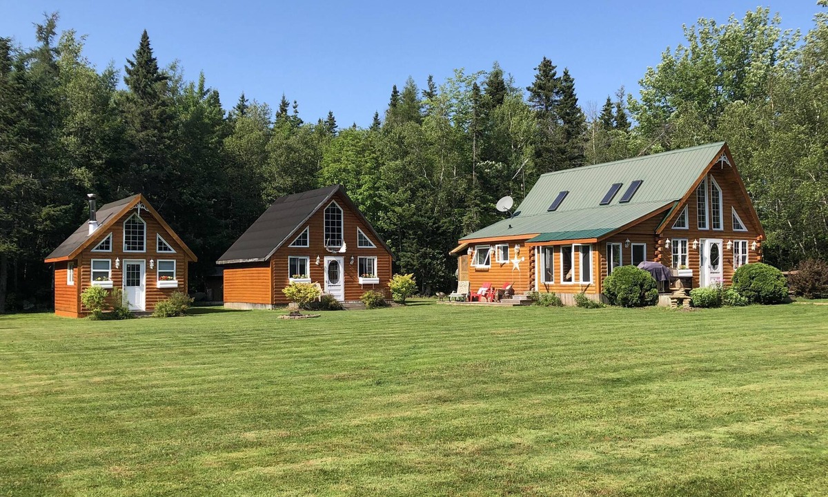 Wallace Cottage | Fox Harbour Wilderness Lodge