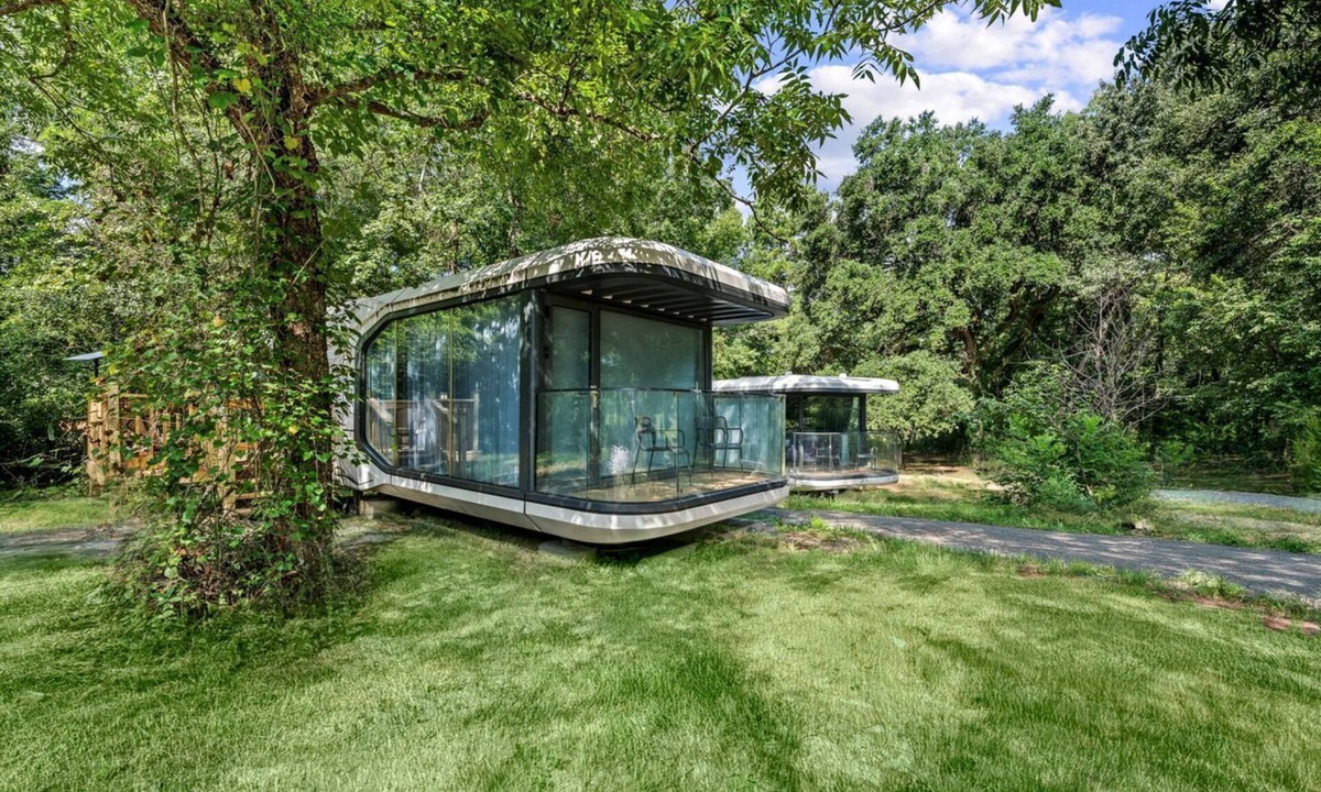 St. Stephen Cabin | Futuristic Pod Glamping Retreat with Pond Views in South Carolina