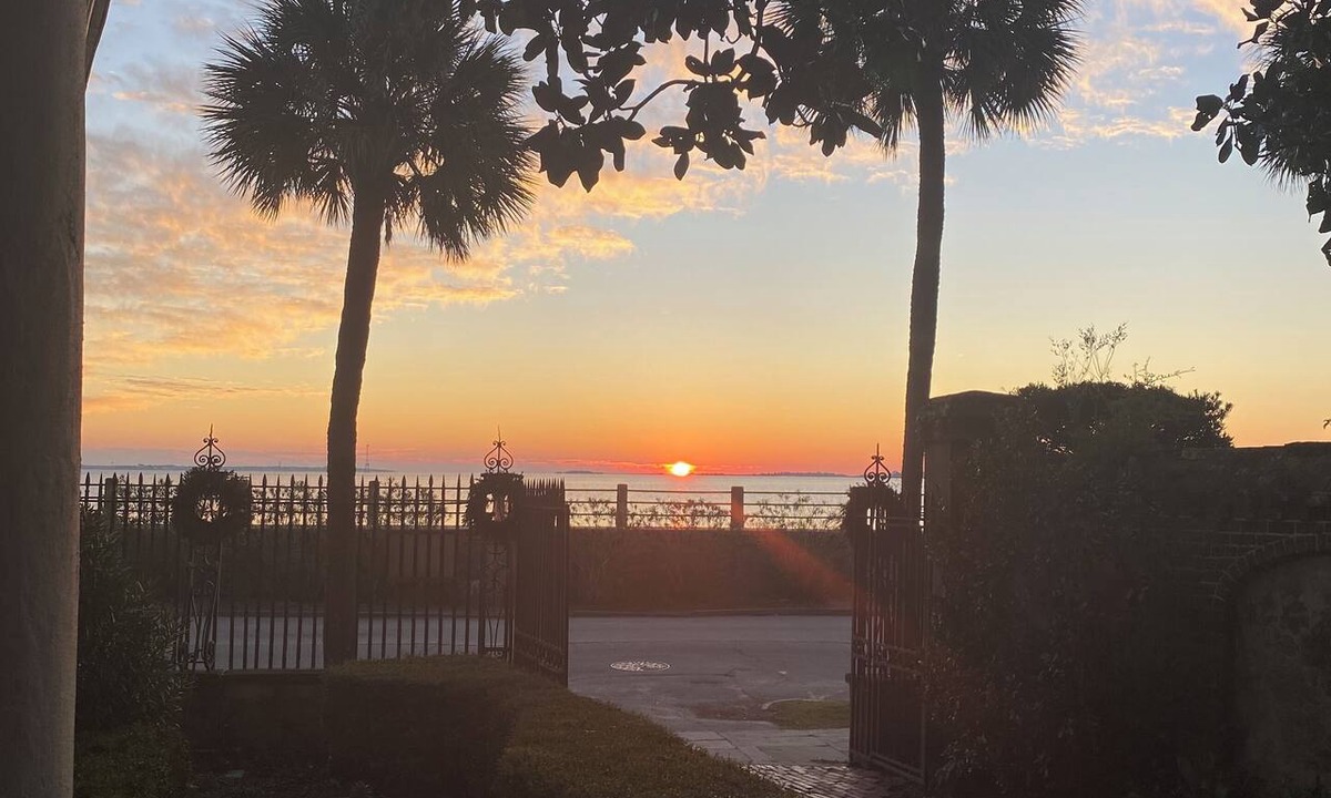 South of Broad Apartment | Historic Downtown Charleston area - 2 bedroom and 2 bathroom apartment