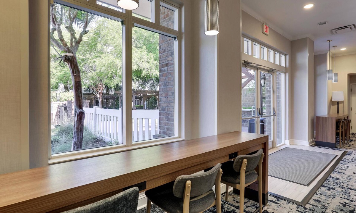 Mount Pleasant Hotel | Homewood Suites by Hilton Charleston - Mt Pleasant