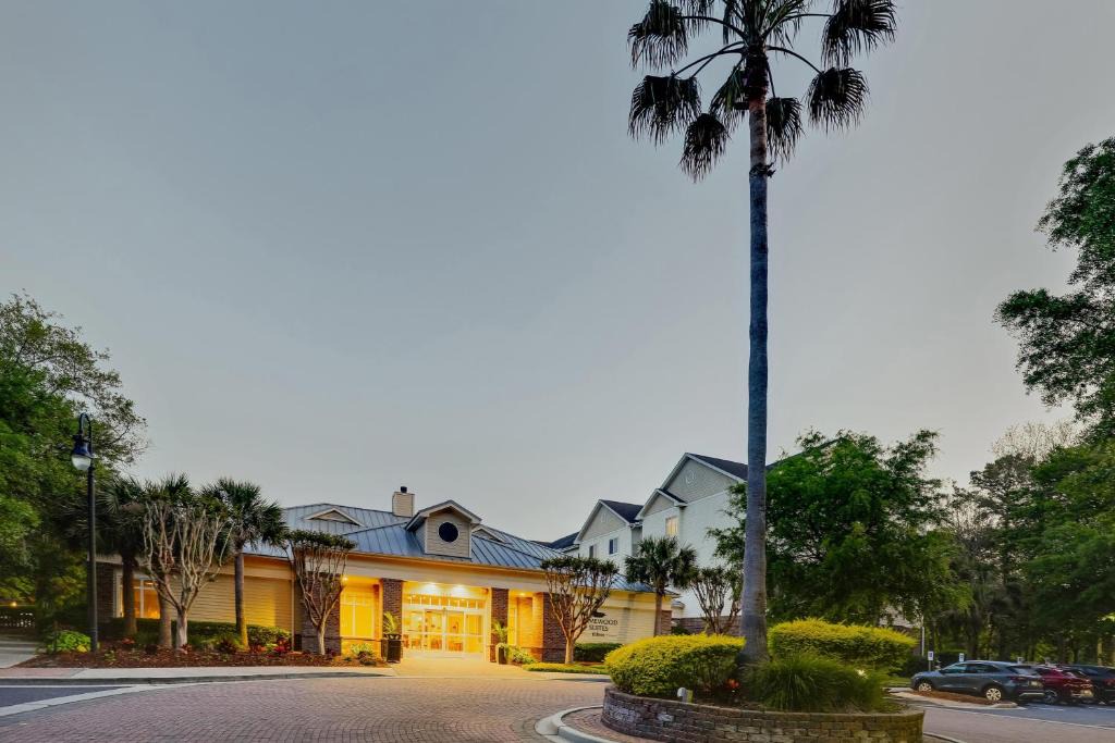 Mount Pleasant Hotel | Homewood Suites by Hilton Charleston - Mount Pleasant