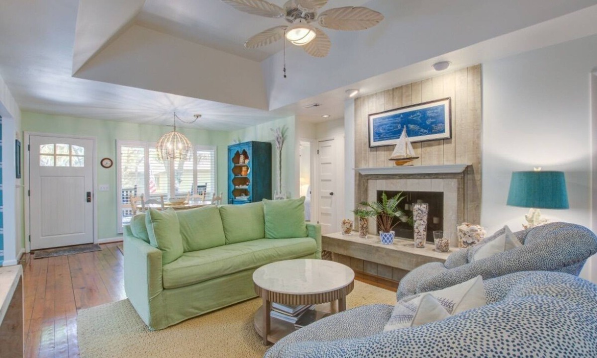 West Beach Cottage | Kiawah Exclusives | 1023 Sparrow Pond Cottage