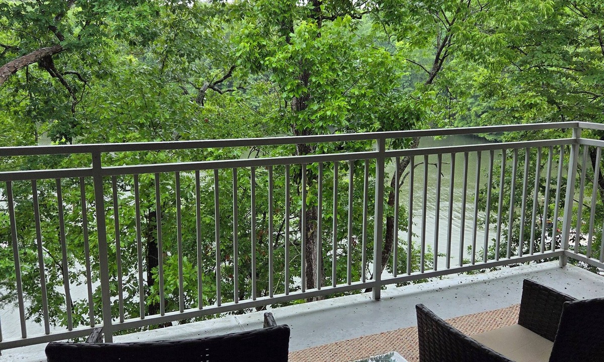 Santee Condo | Lakefront Retreat on Lake Marion – Perfect for Fishing & Relaxation