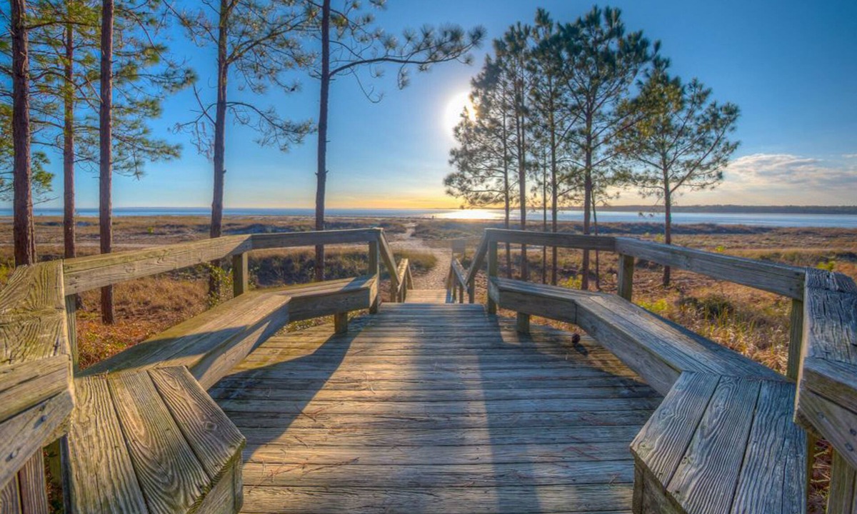 Lawton Woods House | Lawton Woods home with yard, firepit, games & W/D - near beach & Sea Pines perks
