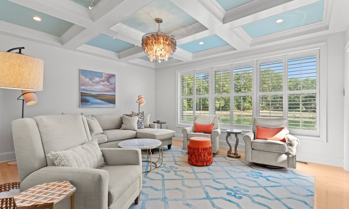 South Beach Villa | Lookout Lagoon – South Beach Villa, Walk to Beach & Marina, Sleeps 6