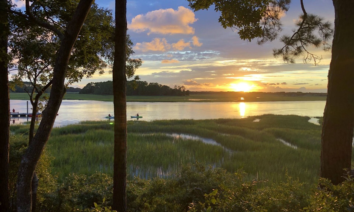 West Beach Cottage | Lovely 3 BR Inlet Cove Cottage; Spectacular River View; Near Pool, Dock