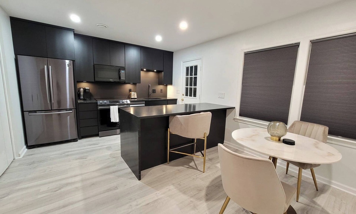 Rosewood Condo | Modern 2-bedroom condo near USC and Fort Jackson
