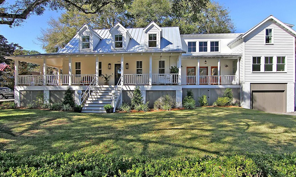 Old Village House | Modern Luxury in the Mt Pleasant's Historic Old Village