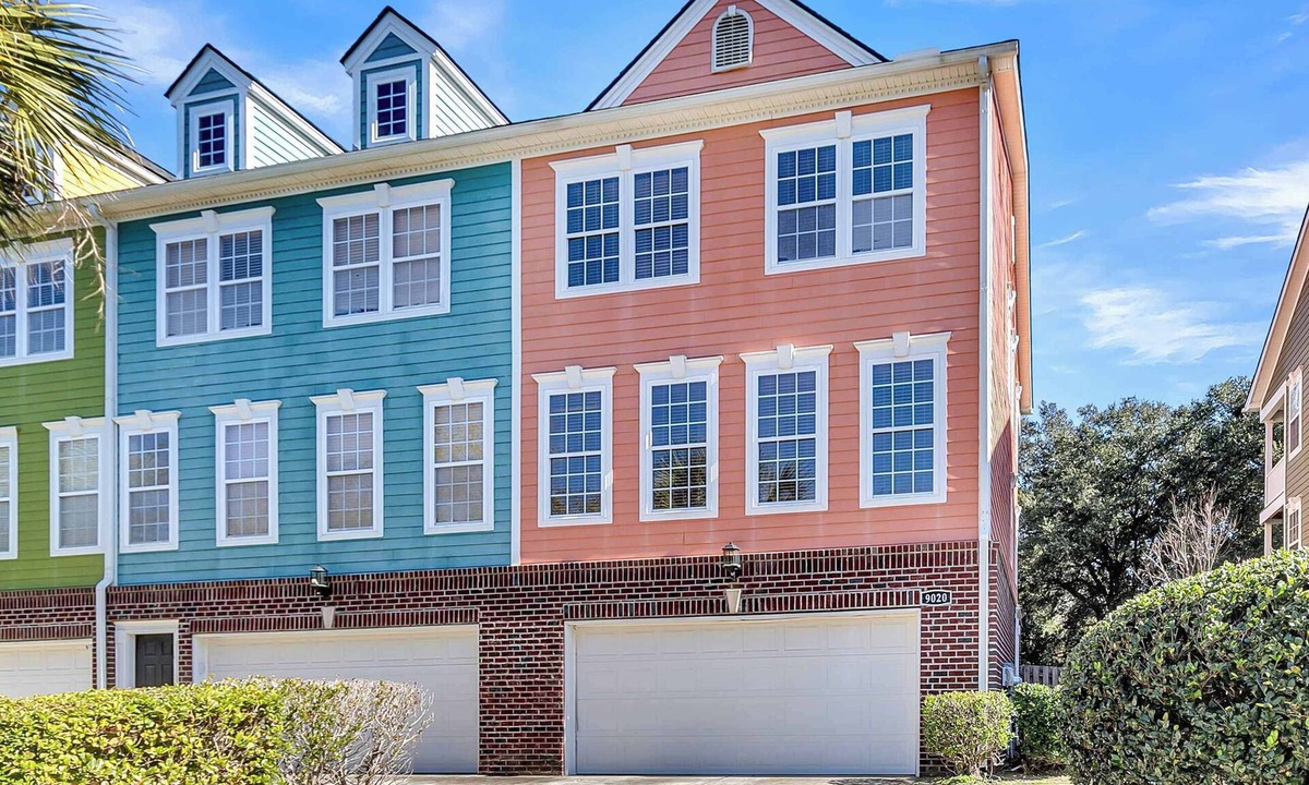 Ladson House | Modern Townhome Near Charleston