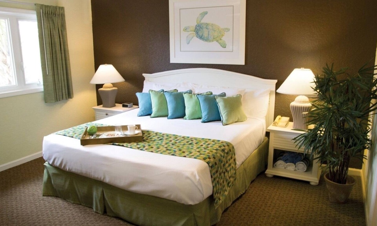 Surfside Beach Resort | Myrtle Beach | Romantic Golf Retreat | Pool + Golf