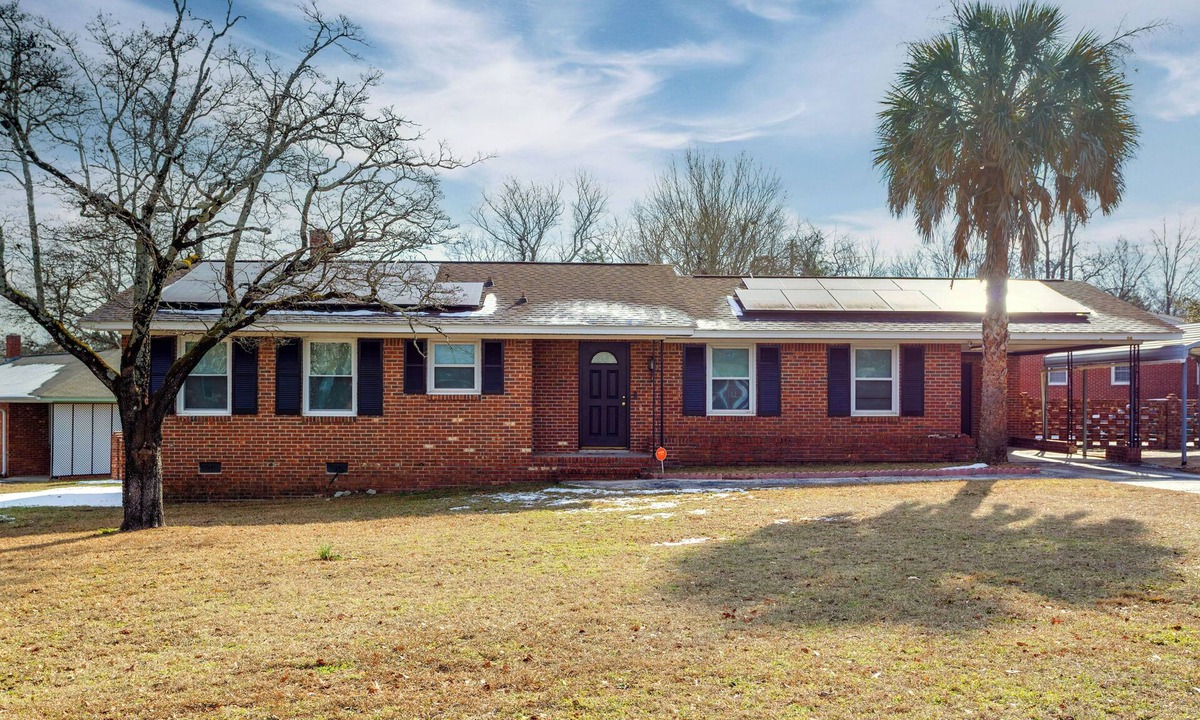 Dentsville House | Near Medical Centers & Fort Jackson! Quiet Home